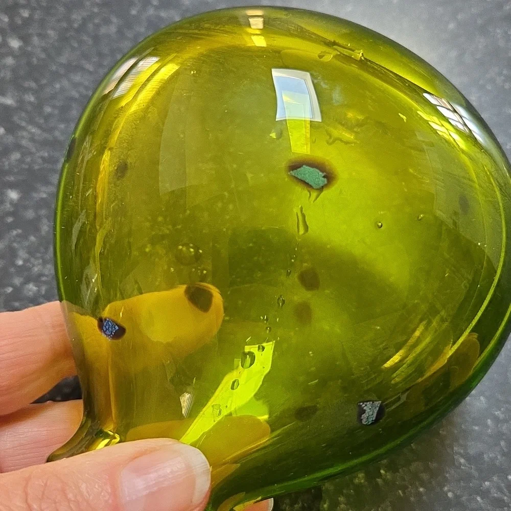Sharon Fujimoto Handblown Sign Art Green Glass Flakes Bud Vase Vintage Japanese